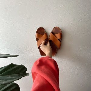 madewell leather slides